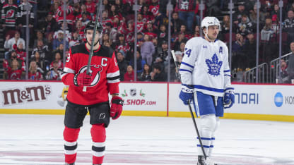 Nico Hischier traut Auston Matthews die 70 Tore zu