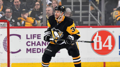 Tom Kuehnhackl hatte kuerzlich Kontakt mit Sidney Crosby