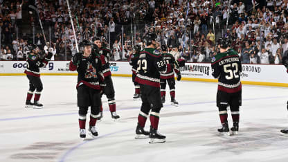 Coyotes salute the fans